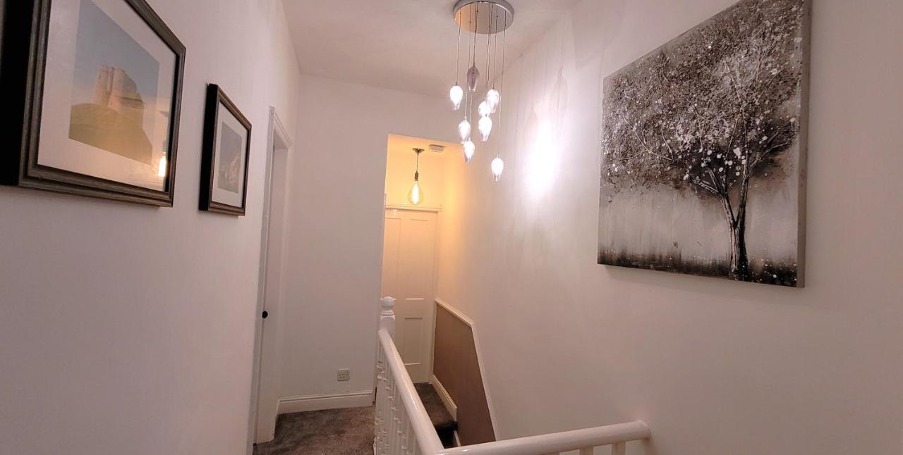 Hartoft St - 2 Bed Near River York Exterior photo